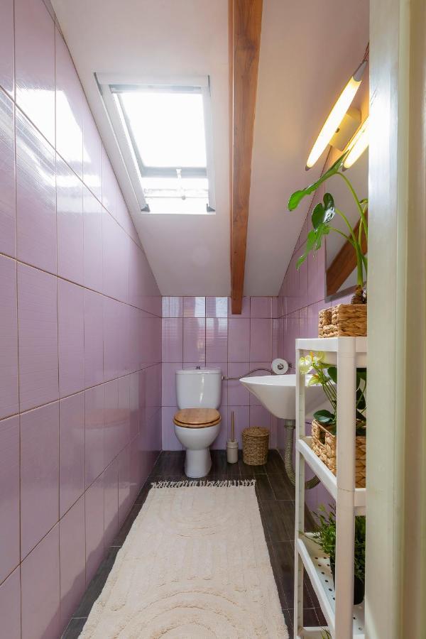 Artist Loft Apartment